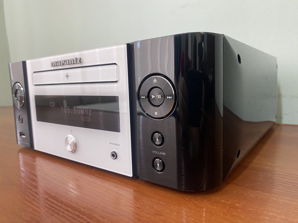 Мережевий медіаплеєр ресивер підсилювач Marantz M-CR610