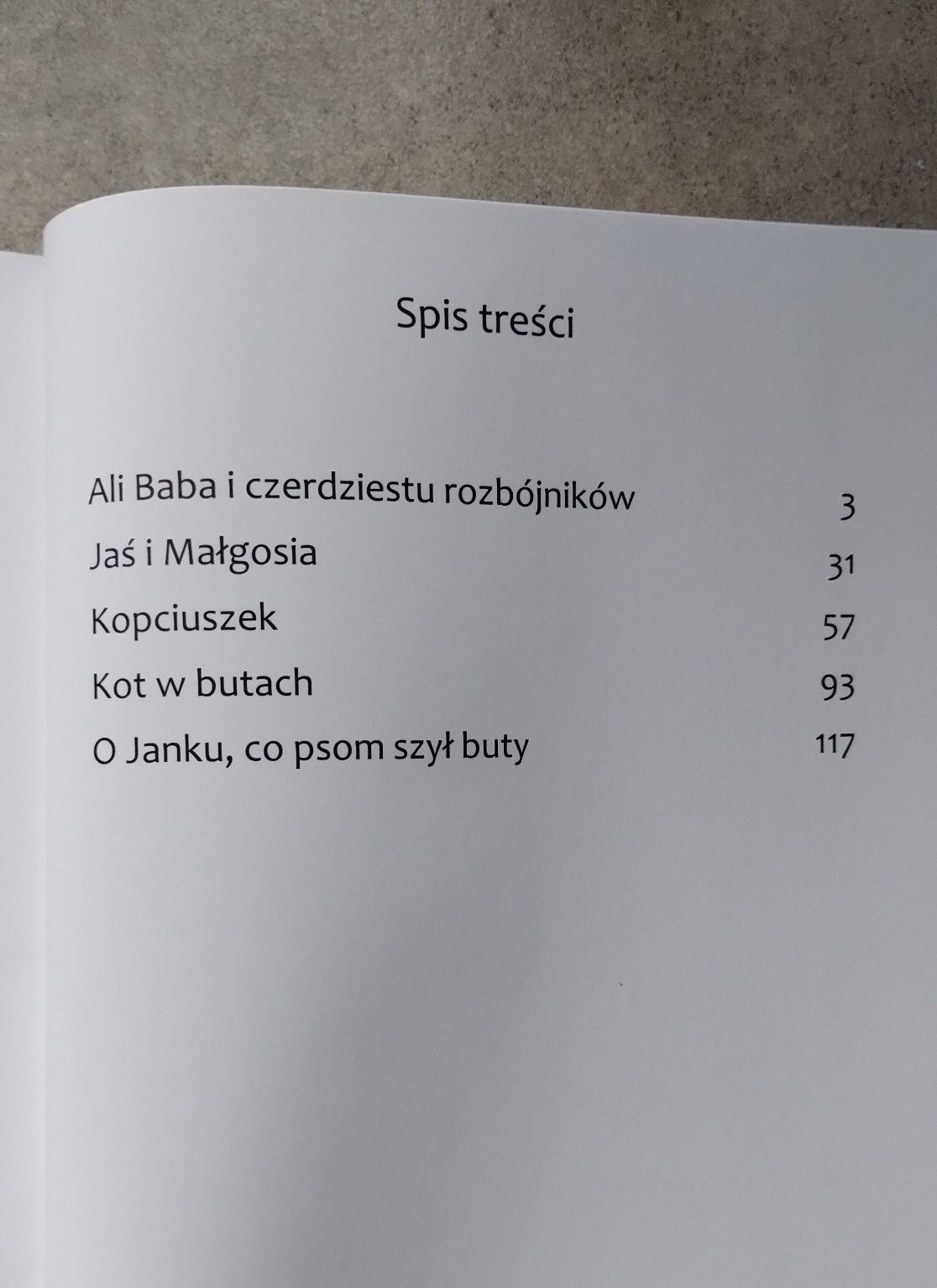 Książka z ilustracjami Jana Marcina Szancera