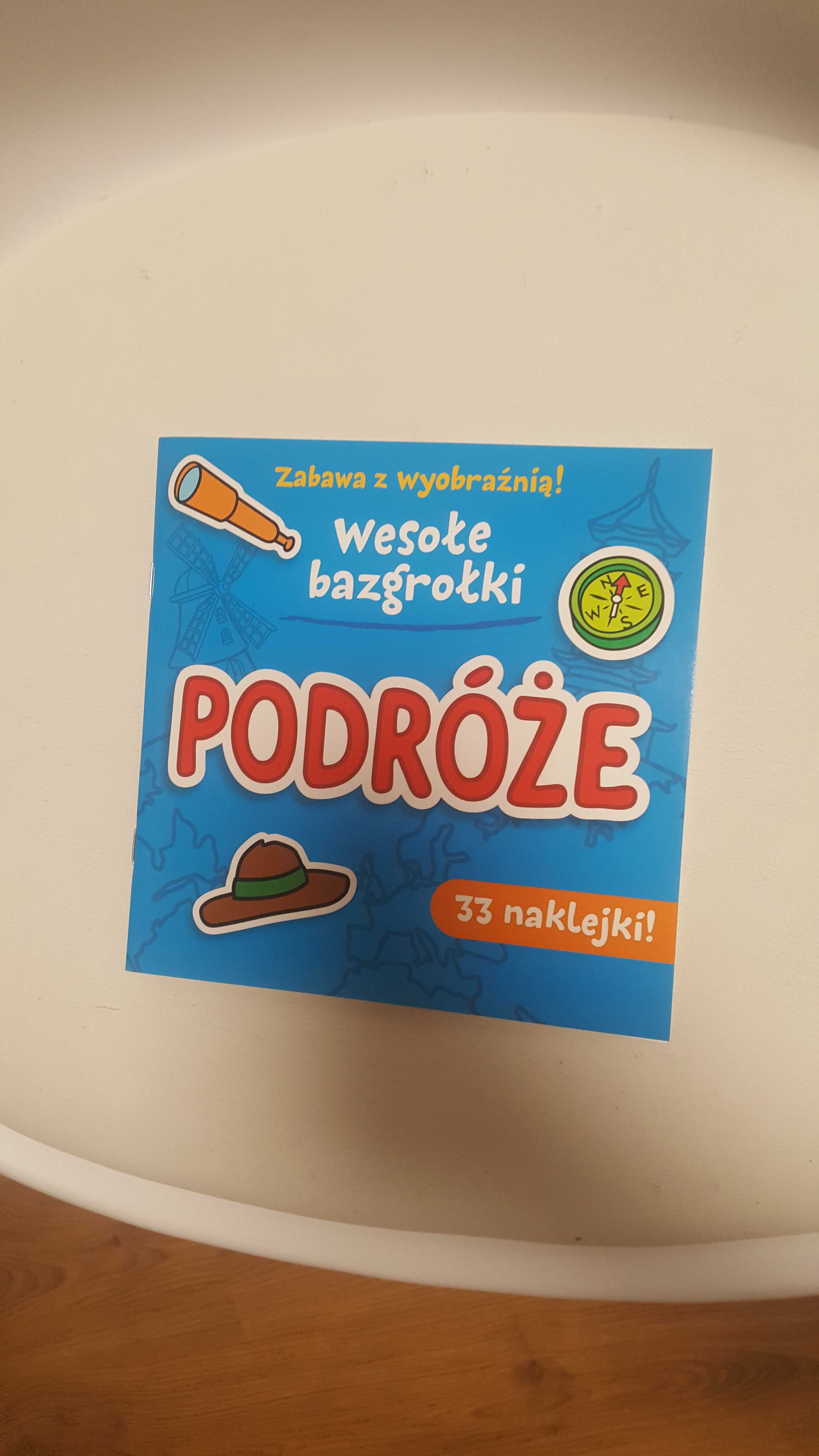 Książka nowa kolorowanka Podróże, zadania, naklejki.