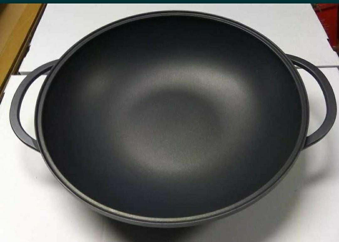 Wok patelnia duża 36cm