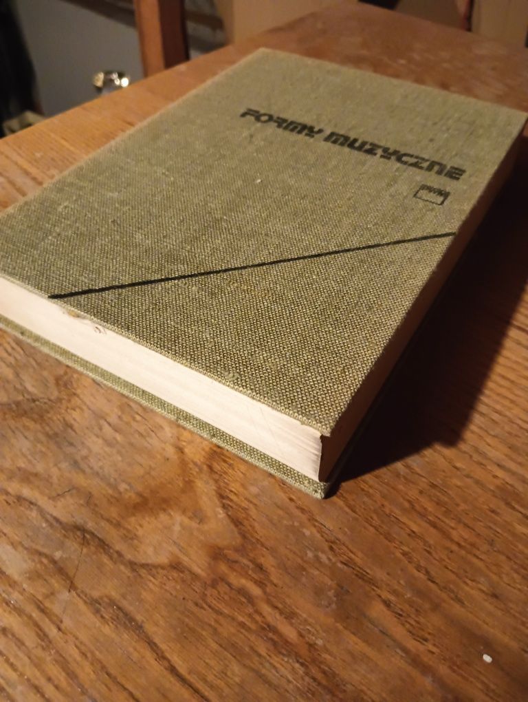 Wielkie formy wokalne. J. Chomiński.Podręcznik