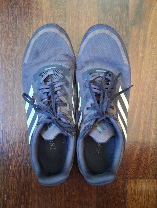 Sapatilhas Adidas desportivas