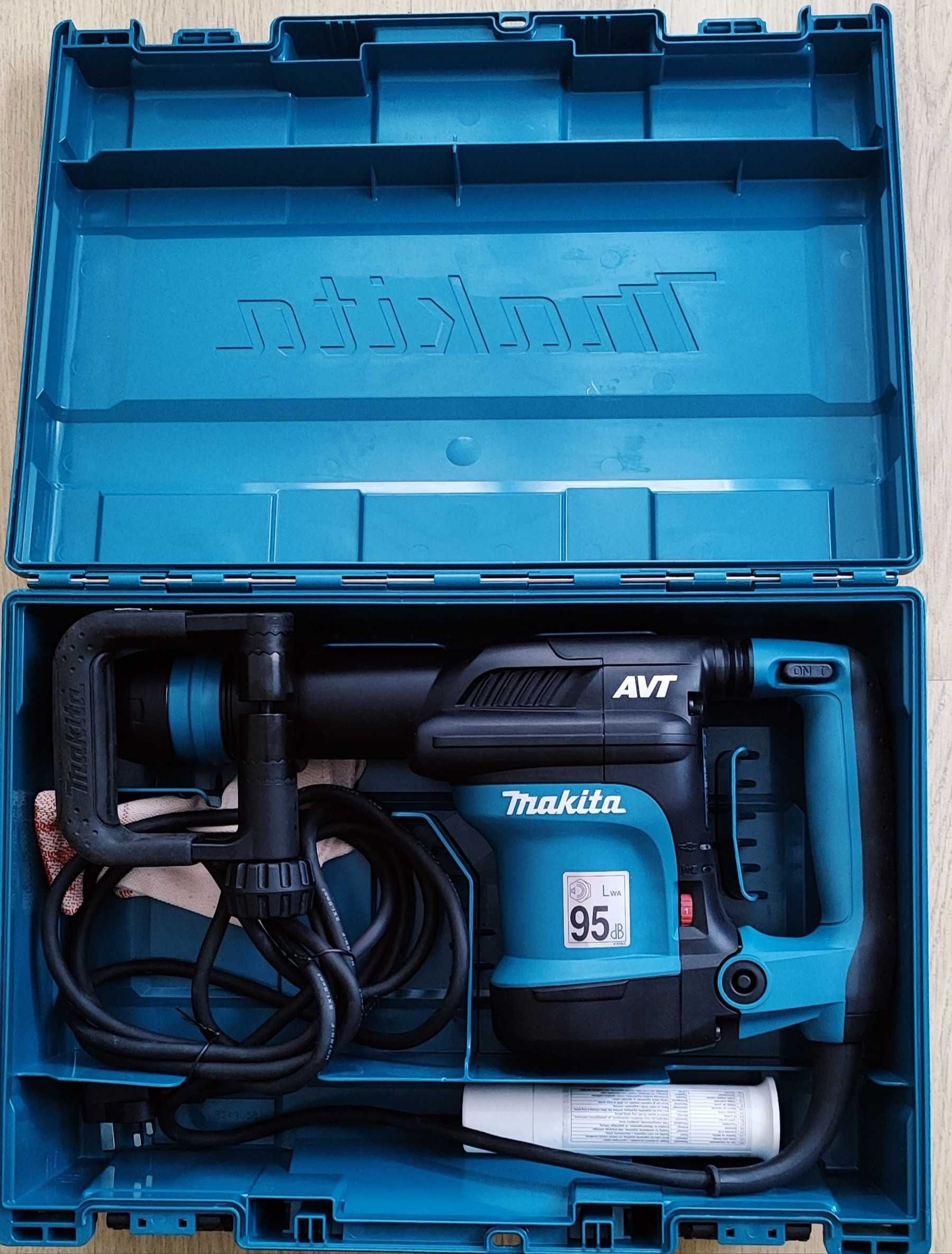 Отбойный молоток Makita HM0871C