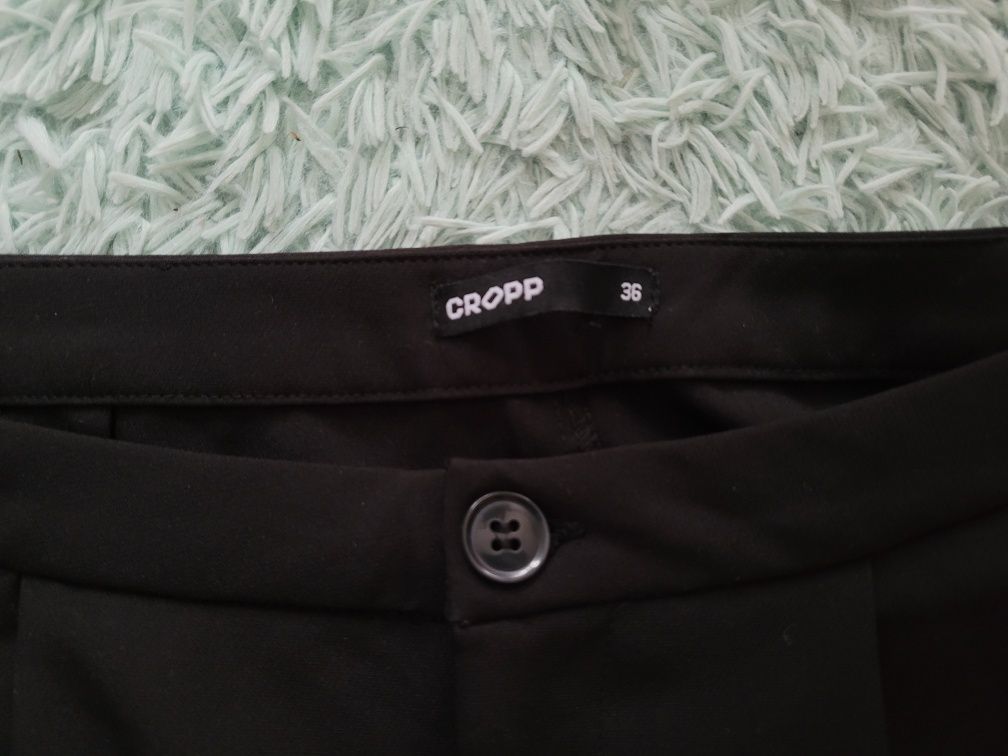 Spodnie z lampasami (Cropp) r.S