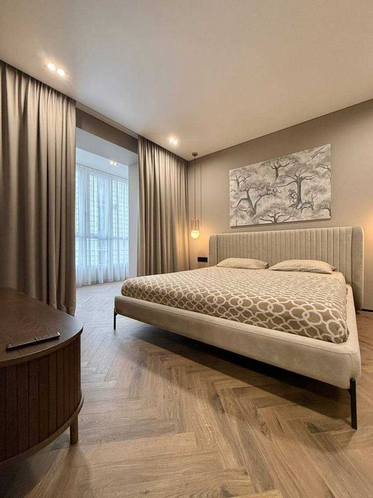 Стильна дизайнерська 1-к квартира в ЖК Липки, біля озера та парку