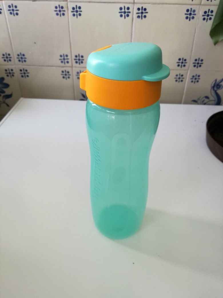 Ecogarrafa Tupperware