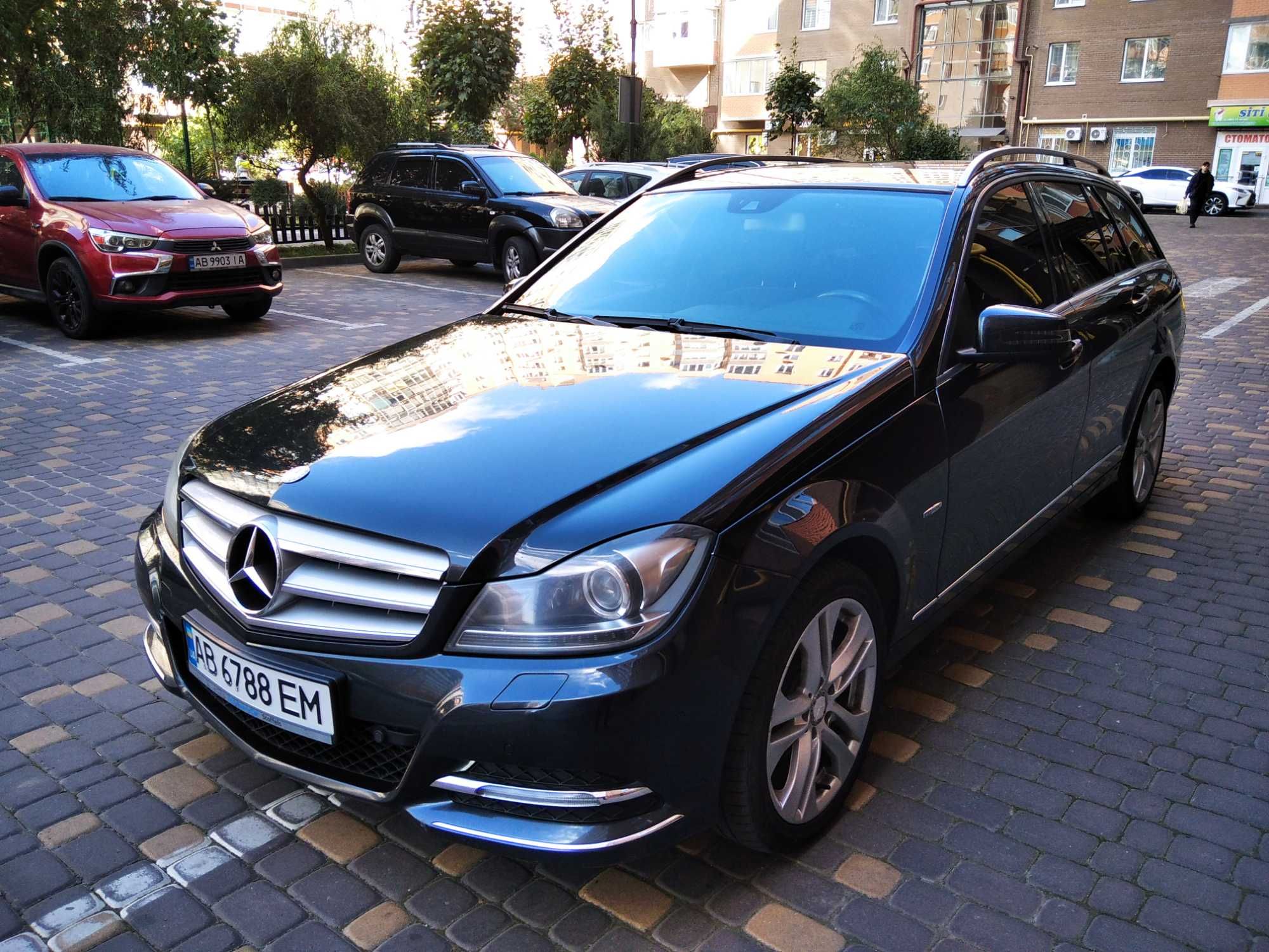 Mercedes-Benz C-Class 2012