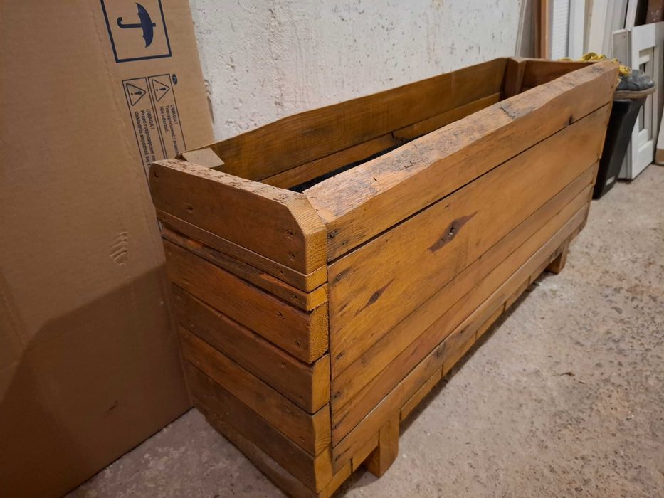 Donica, skrzynka drewniana na kwiaty, warzywa