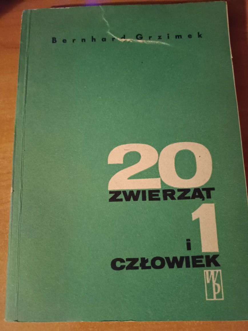 "20 zwierząt i 1 człowiek" Bernhard Grzimek