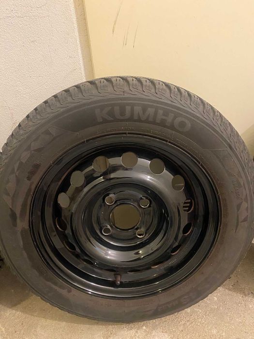 Opony wielosezonowe z felgami R14