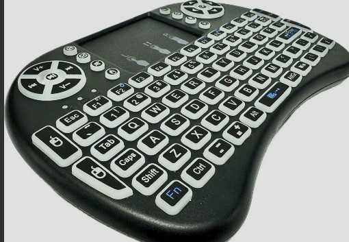 klawiatura mini podświetlana bezprzewodowa tv led pełna qwerty