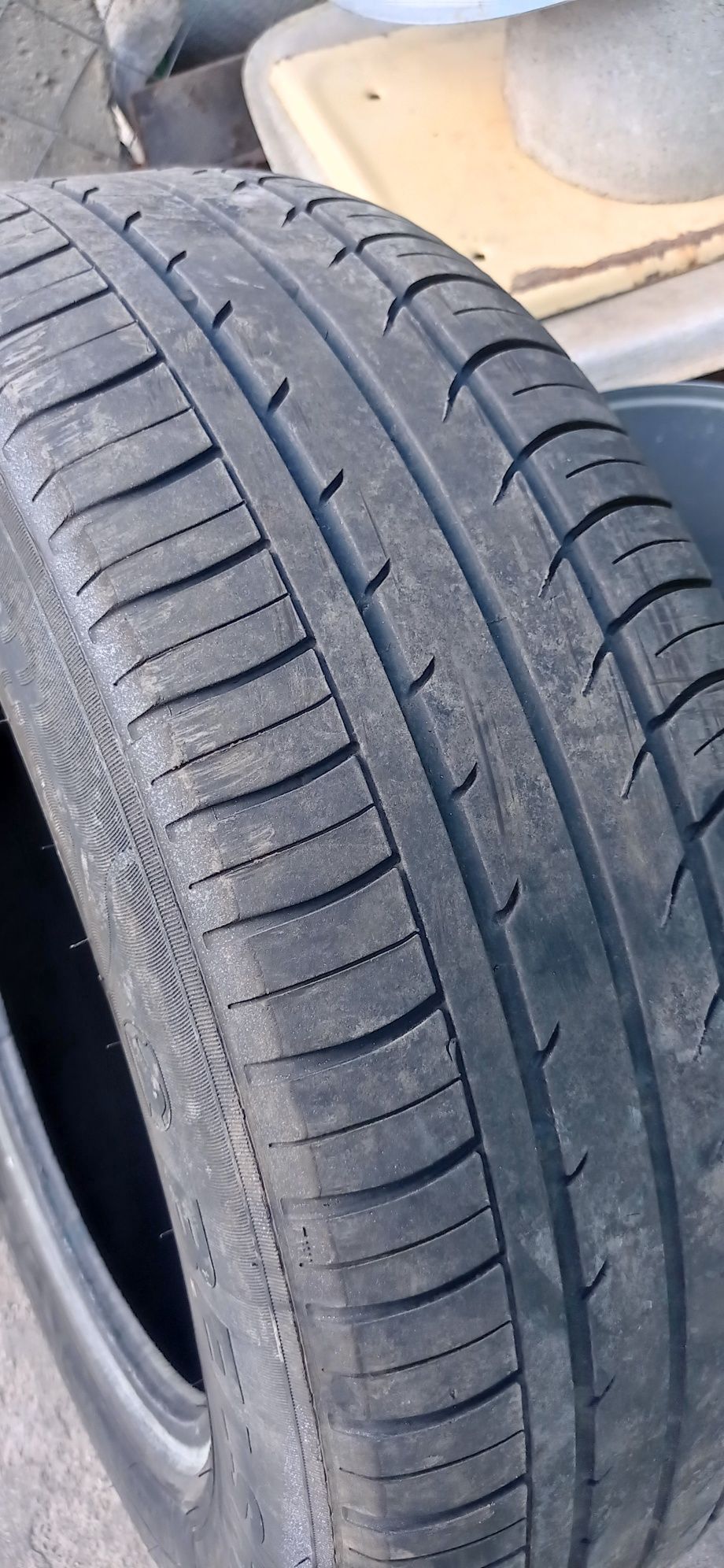 Продам резину 195/65 R15