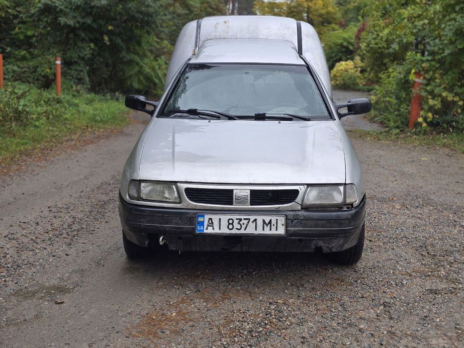 Продам seat inca