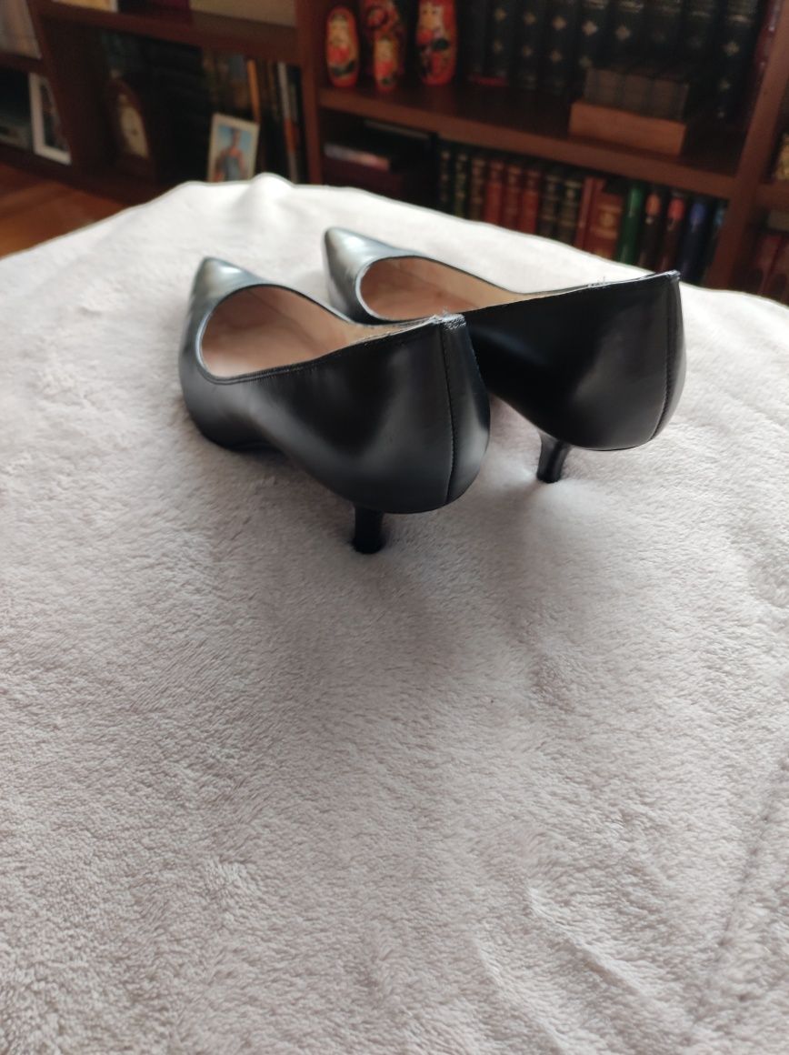 Sapatos Stilettos, Zara,
