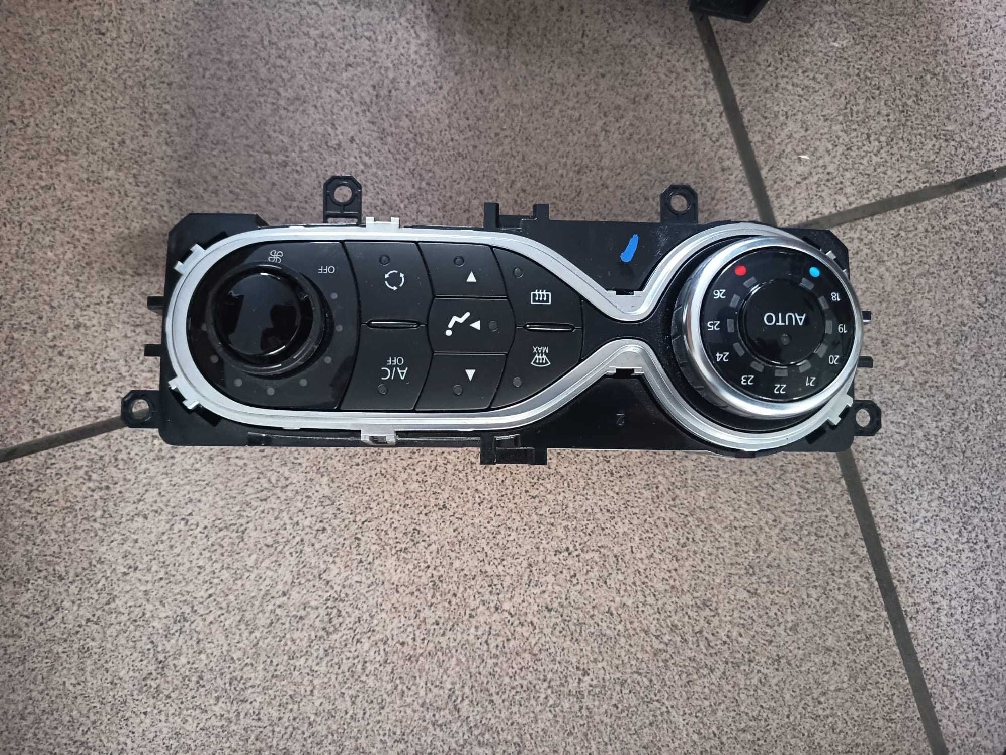 Comando do Ar Condicionado Renault Captur (2014–2019)
