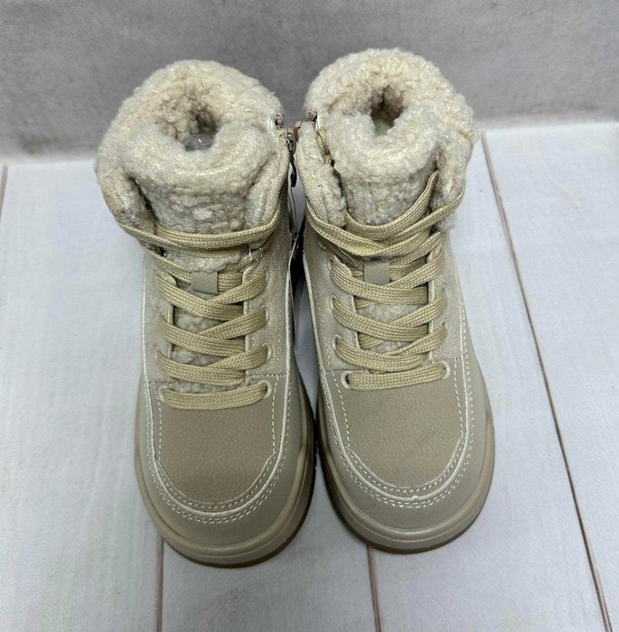 Дитячі підліткові зимові черевии на овчині Jong Golf бежеві 30-37