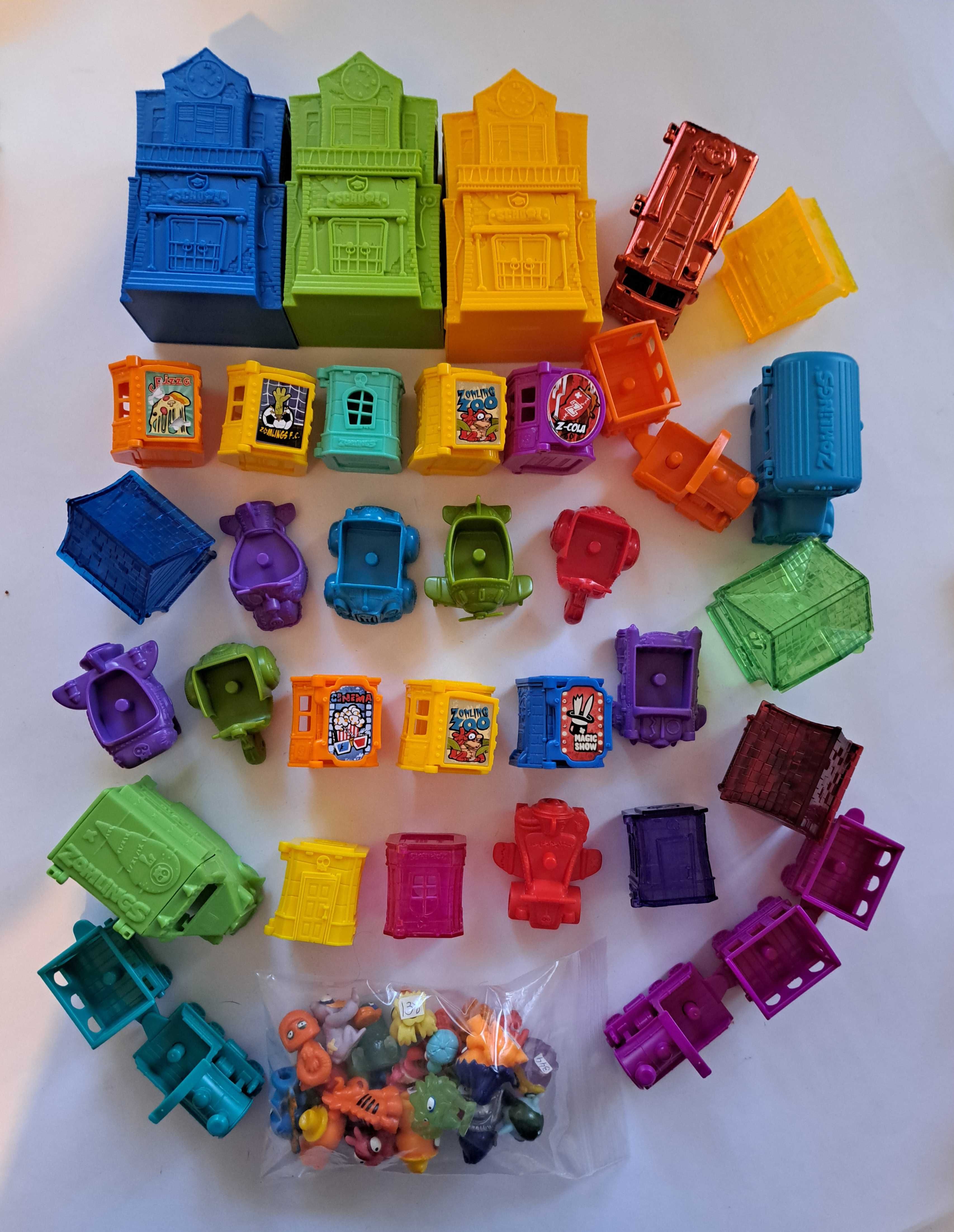 Vários lotes de brinquedos Zomlings de várias series  -15€.Cada