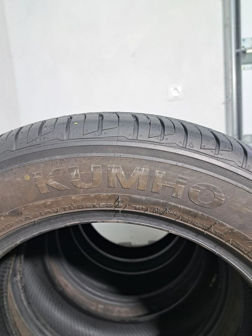Шини колеса 215 60 R17 KUMHO Solus HS63 резина покришки Літо