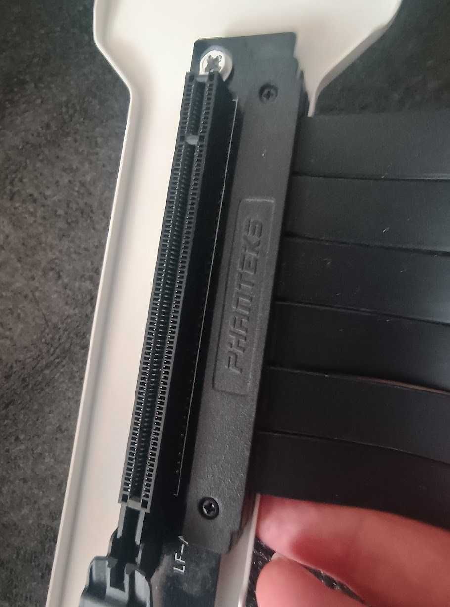 PHANTEKS GPU II + kabel taśmowy riser Pionowy wspornik PCI-E 4.0 x16