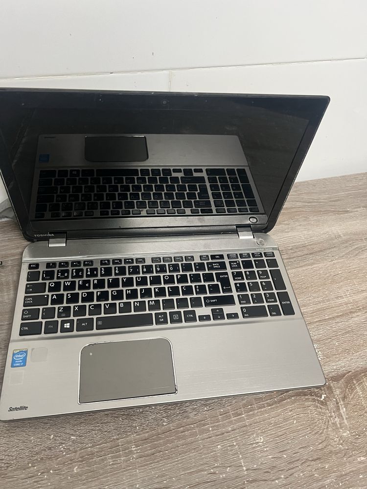 Portatil toshiba i7 com carregador