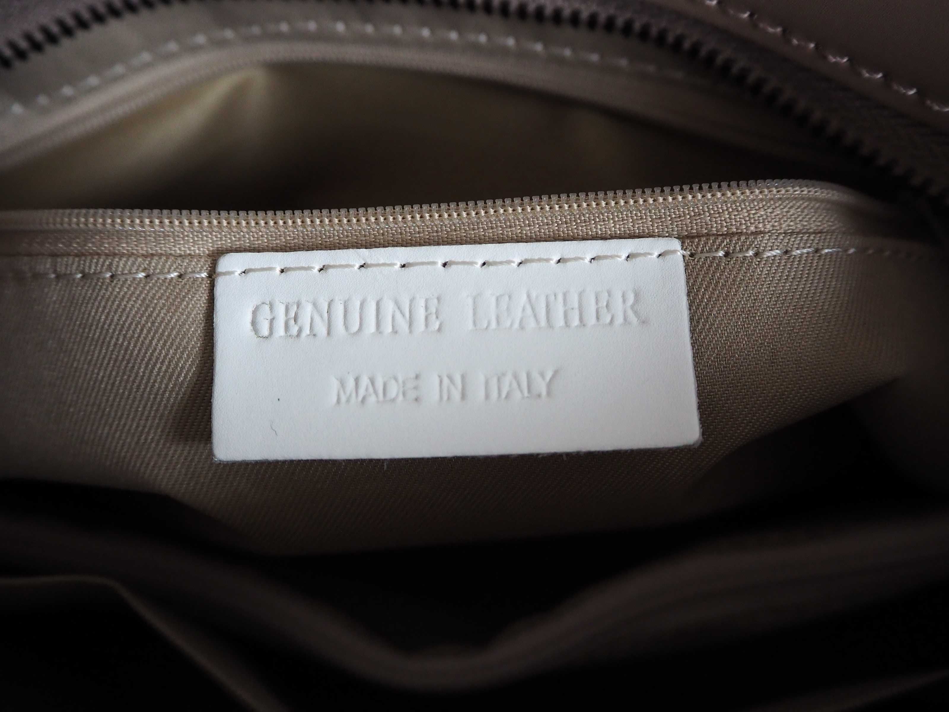 Bolsa de couro genuíno taupe para mulher fabricada na Itália