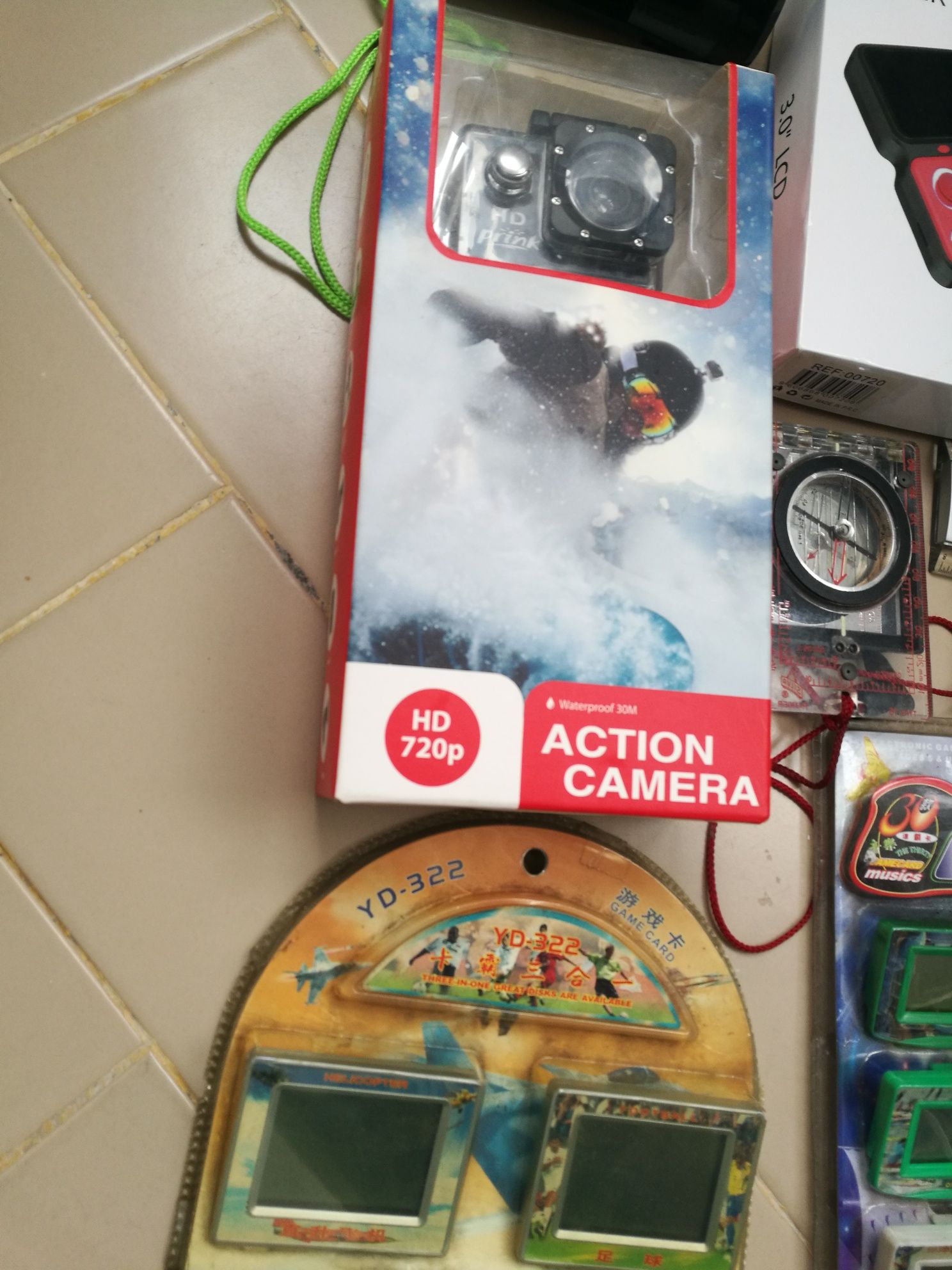 Lote de jogos e câmaras fotográfica