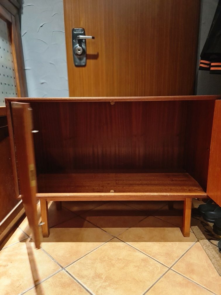 Komoda ,szafka tekowa ,skandynawski design,Dania lata 60,vintage