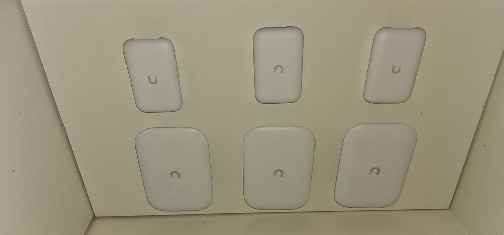Ubiquiti UK-Ultra / routery / switch