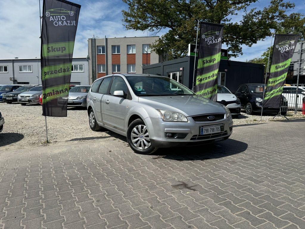 Ford Focus 1.6d// klima// elektryka// hak//oszczędny // zamiana