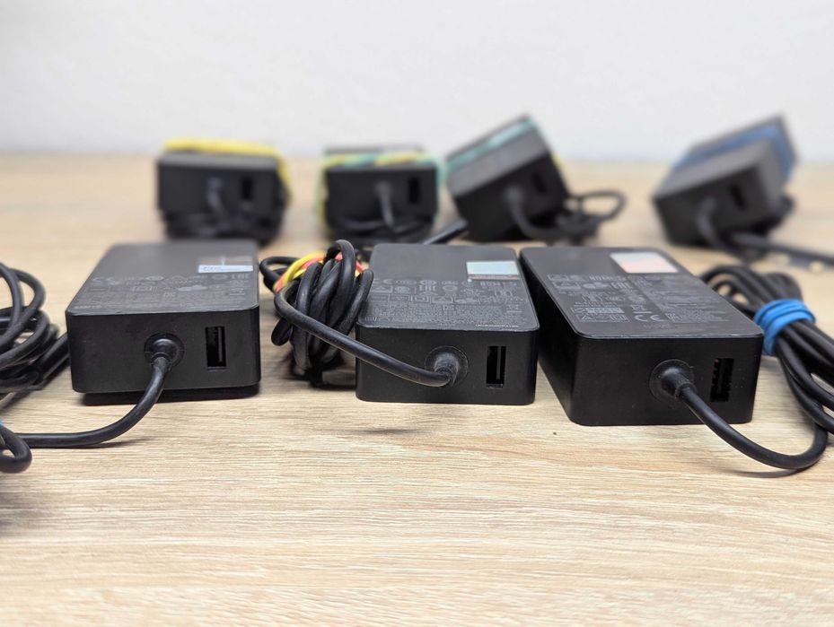 Блок живлення Microsoft surface 12в 44W,41W