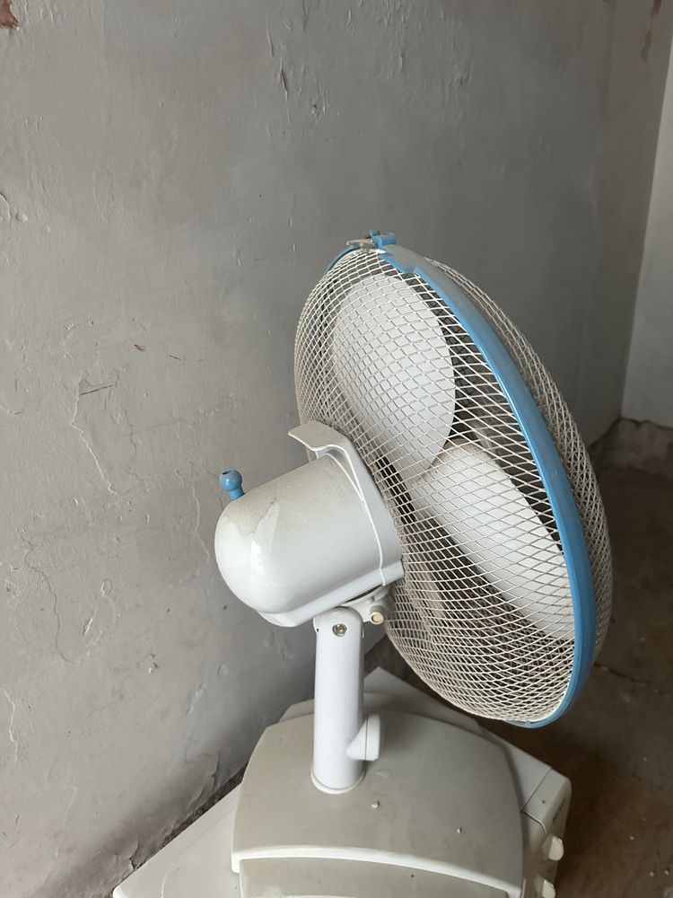 Conjunto ar condicionado e microondas