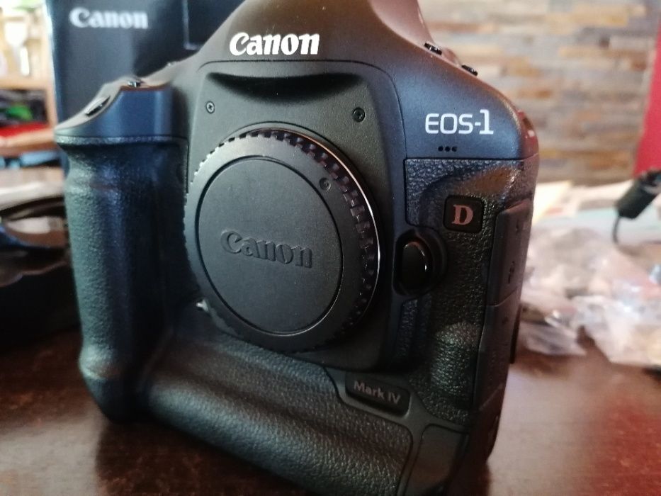 Canon EOS 1D Mark IV