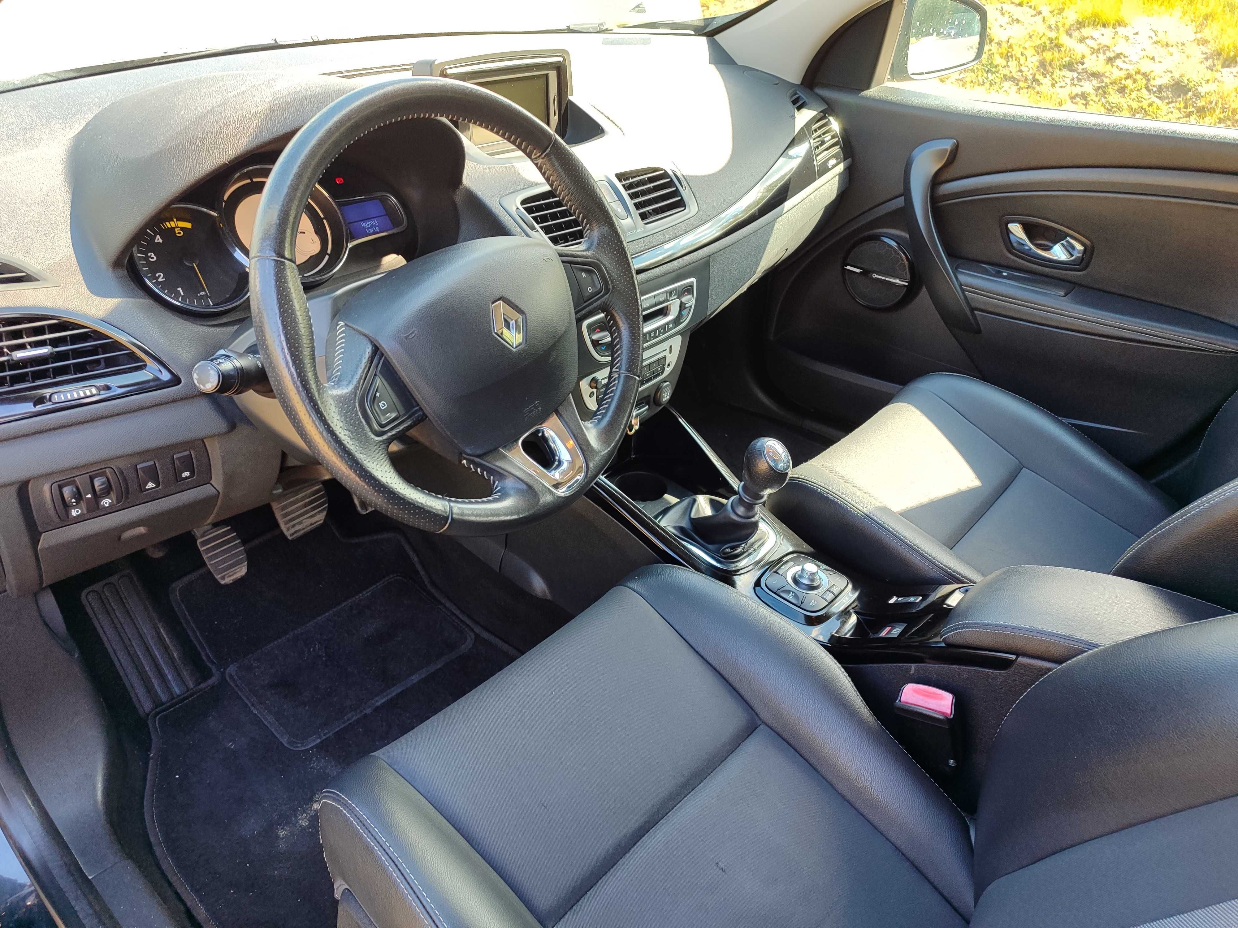 Renault Megane 1.5 dCi 2013 rok. Przebieg 146 tyś, wersja Bose Edition