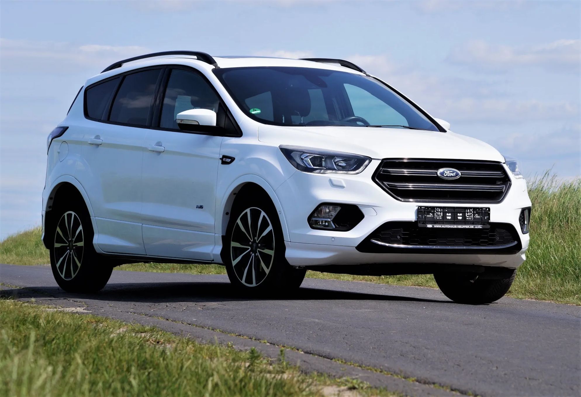 Ford Kuga ST-line piękna bezwypadk. KAMERA 4x4 AUTOMAT panoramadach