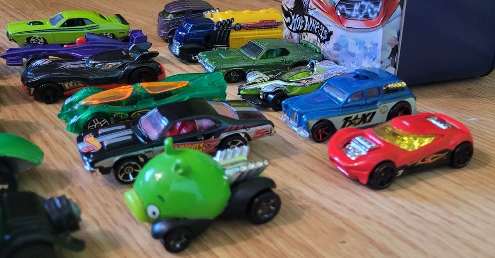 modele samochody hot wheels
