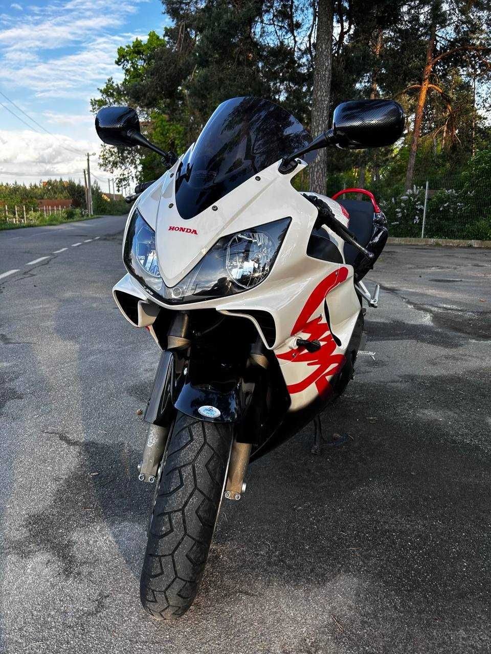 Honda CBR 600 F 2005рік