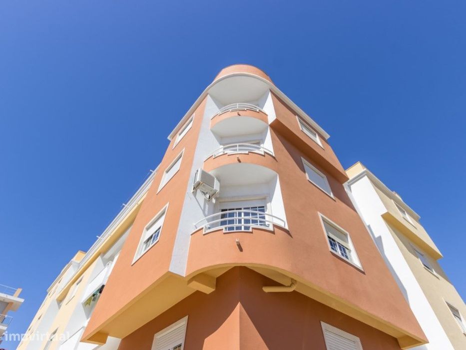 Apartamento T3 (2 Salas) - Zona Premium - Seixal
