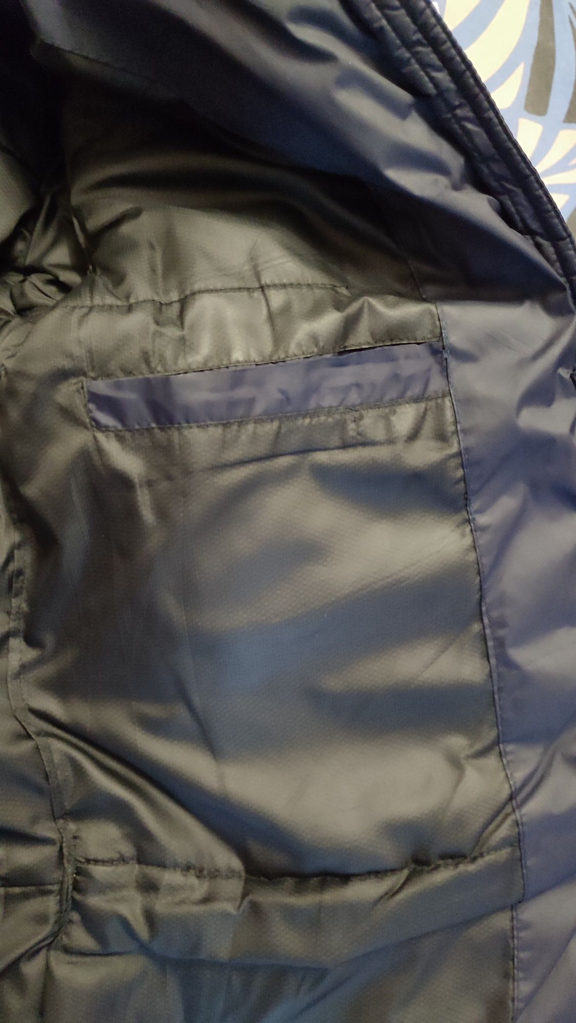 Продам зимнюю куртку Columbia 48/L