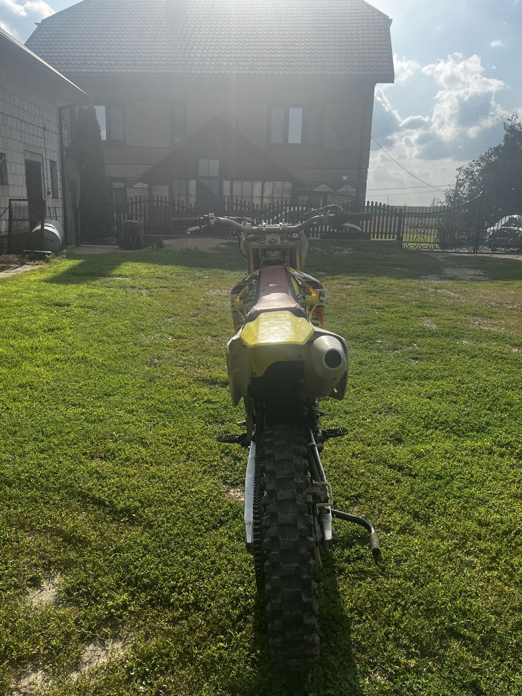 Suzuki  rmz  250