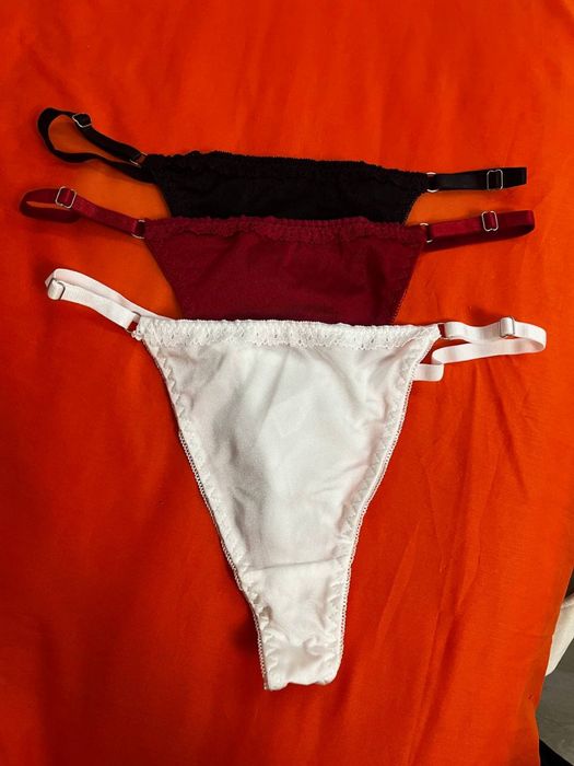 Трусики стрінги для особливих нагод