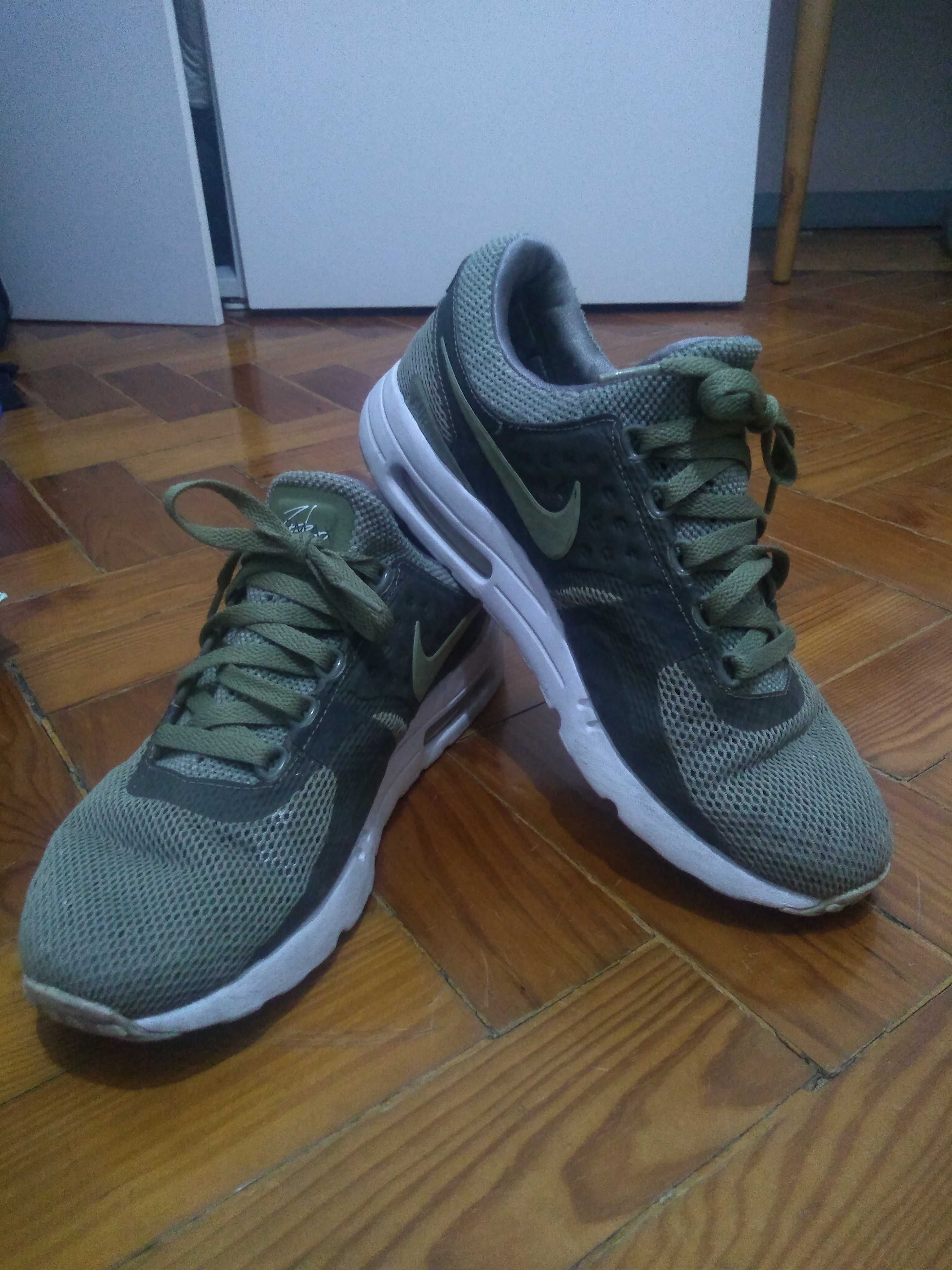 Tênis Airmax em boas condições