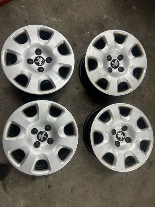 Felgi Stalowe Peugeot 4x108 ET20 Kolpaki
