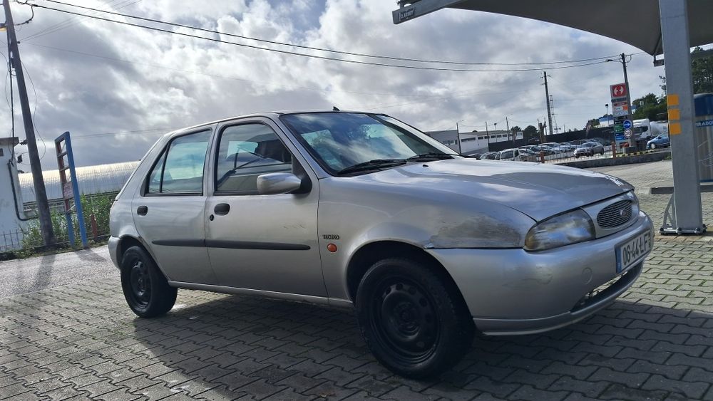 Ford Fiesta zetec 1998