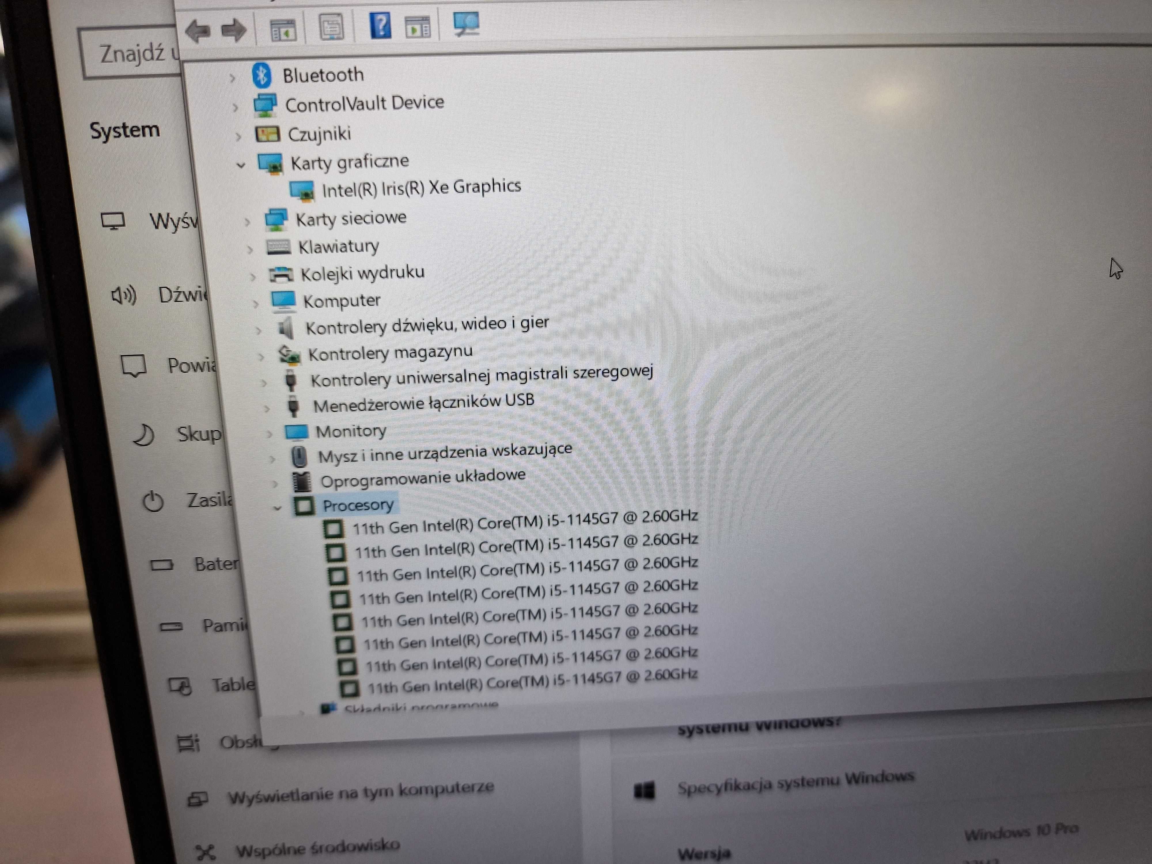DELL Latitude 5520/ i5-1145G7/ 16GB/ 256GB/ Iris Xe/ W10P/ 15.6" Gra C