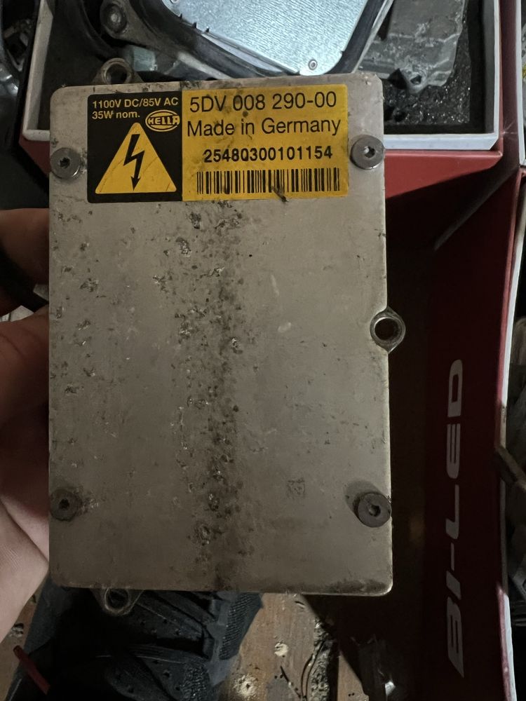 Блок ксенону  5DV 009 000-00 5DV 008 290 00