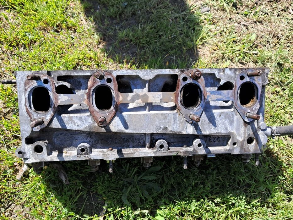 Головка двигателя шкода фольц ауди  сеат 2.0.1998-2010 годов.