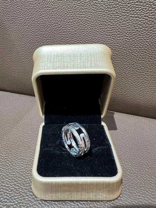 BVLGARI parentesi pierścień