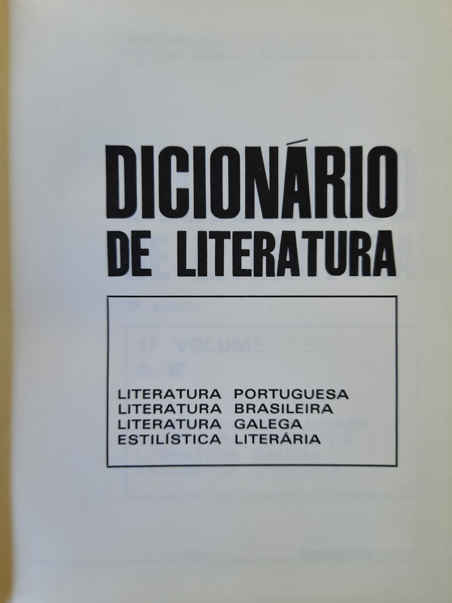 Livros - dicionário