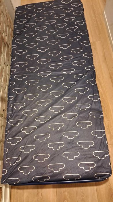 Łóżko polowe - gościnne.