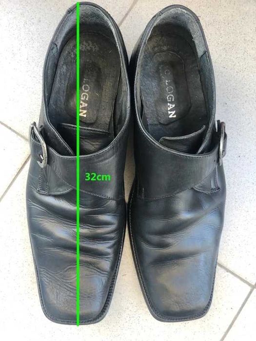 Sapatos Pretos em pele do Traje Académico Universidade do Minho